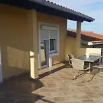 Apartament In Near Sandy Beaches *