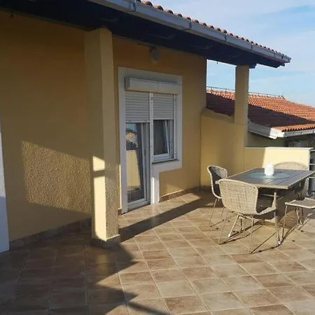 Apartmán In Near Sandy Beaches *