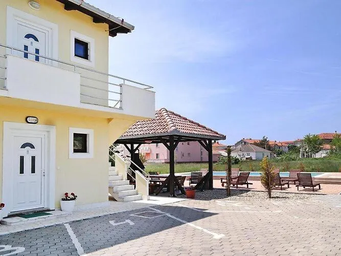 Apartment In Near Sandy Beaches