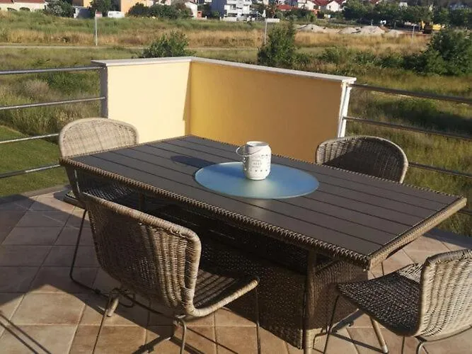 Daire In Near Sandy Beaches Privlaka (Zadar)