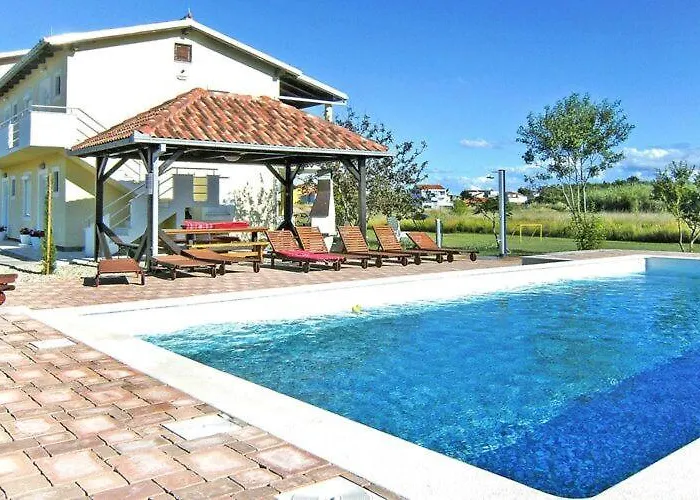 Daire In Near Sandy Beaches